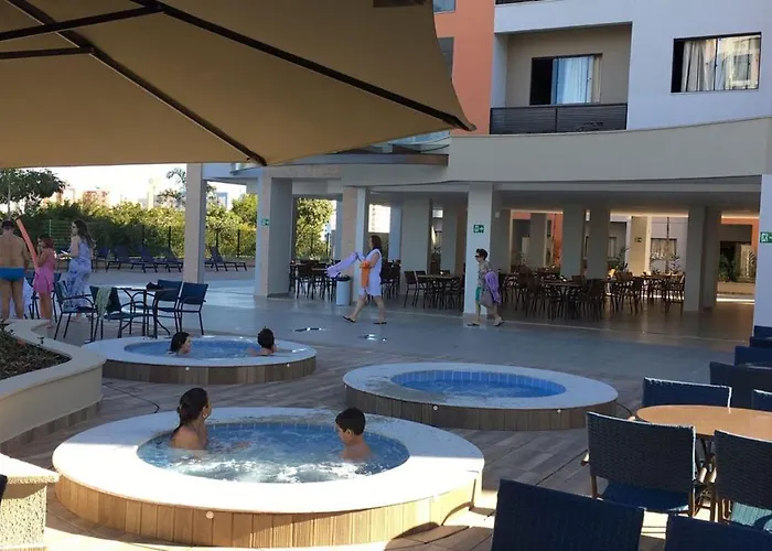 Caldas Novas Privê Alta Vista Thermas Resort - Sensacional! Apto Suíte Luxo 02 Quartos até 06 pessoas - Incrível!